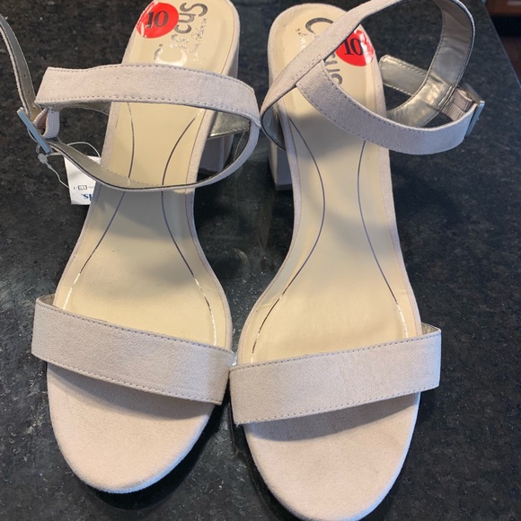Marshalls Shoes - CHIC SIZE 10 PINK SUEDE HEELS, NEVER WORN!!!